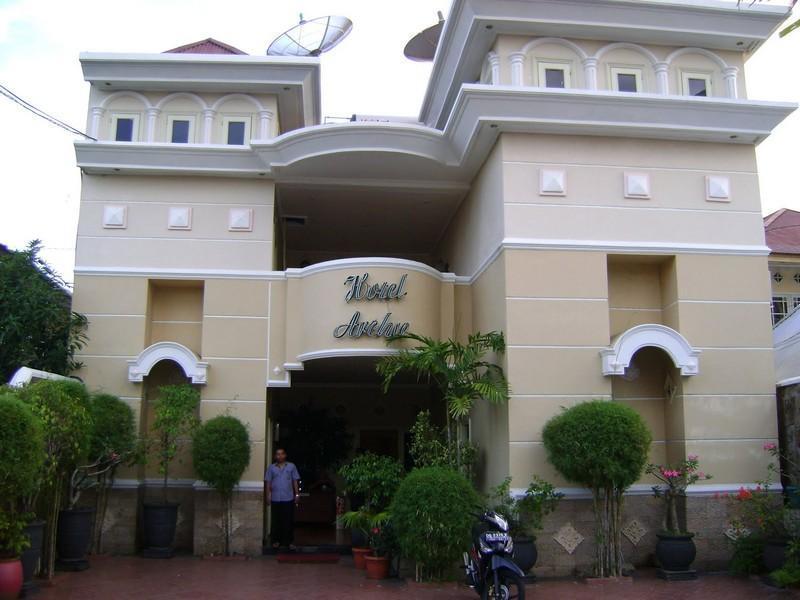 Archie Hotel Ternate Island Esterno foto