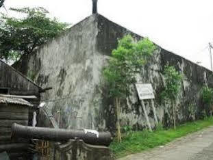 Archie Hotel Ternate Island Esterno foto